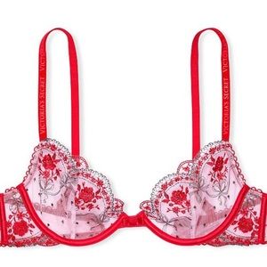 Victoria’s Secret VERY SEXY
Unlined Embroidered Demi Bra with roses